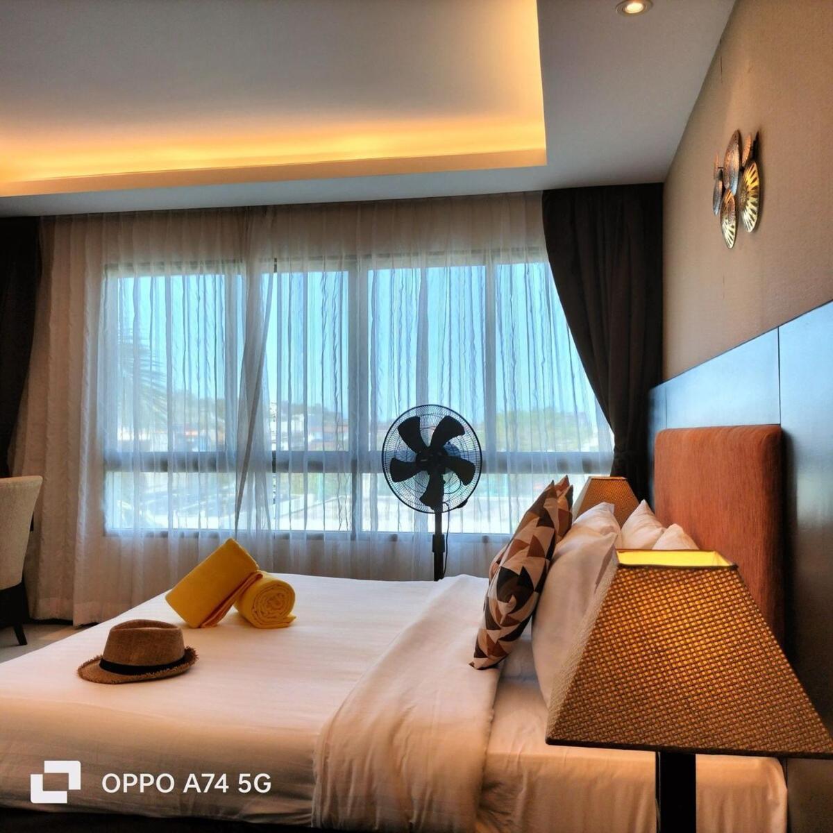 Modern 2-Bedroom Condo In Kamala Near The Beach Buitenkant foto