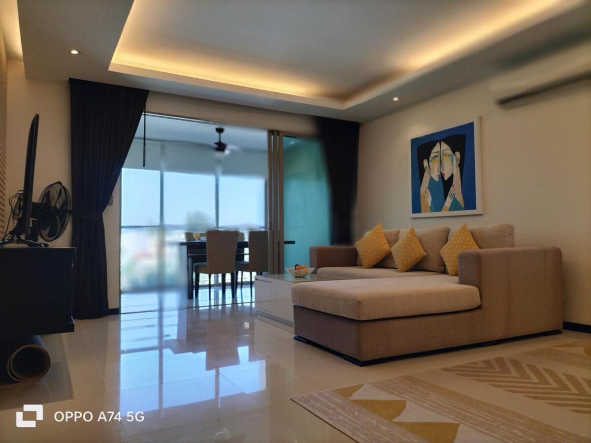 Modern 2-Bedroom Condo In Kamala Near The Beach Buitenkant foto